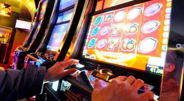 Il settore giochi teme il default e lo Stato perde 750 milioni al mese Il settore giochi teme il default e lo Stato perde 750 milioni al mese