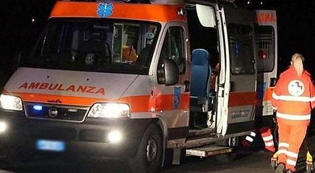 Spari nella notte sul lungomare a Tortoreto: giovane ferito Spari nella notte sul lungomare a Tortoreto: giovane ferito
