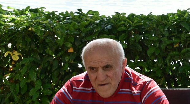 Claudio, malato mentale dopo 40 anni di vita trasferito da Piediluco. Turisti e residenti: «Vogliamo che ritorni»