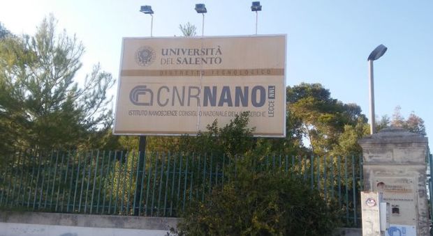 Lecce, addio all'eccellenza di Nanoscienze: ricercatori con la valigia Lecce, addio all'eccellenza di Nanoscienze: ricercatori con la valigia