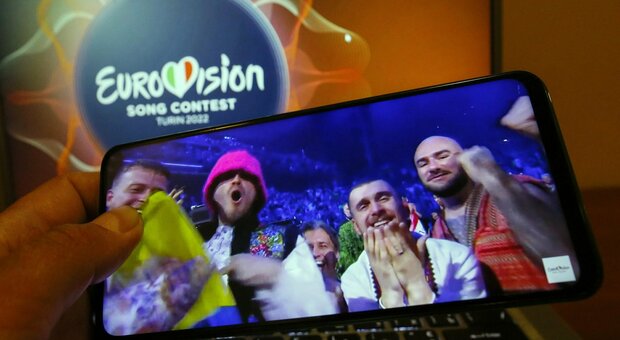 L'Ucraina cede l'Eurovision 2023 alla Gran Bretagna: ecco dove si farà il song contest
