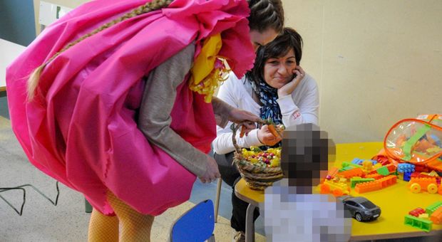 Tumore, hanno sempre più successo le terapie sui bambini e gli adolescenti: 8 su 10 guariscono Tumore, hanno sempre più successo le terapie sui bambini e gli adolescenti: 8 su 10 guariscono