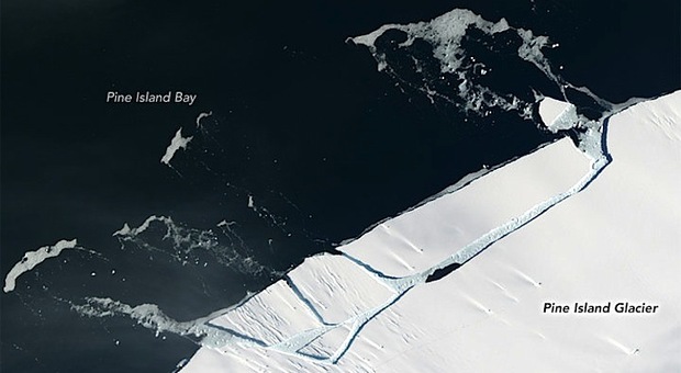 Ghiacciai dell'Antartide, lo scioglimento non si arresterà più: gli oceani possono alzarsi di 3 metri