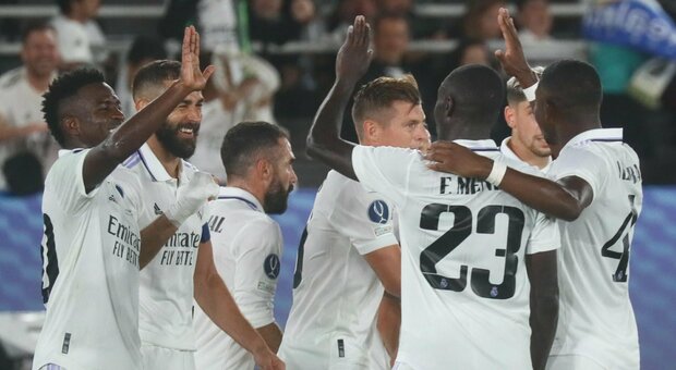 Real Madrid-Eintracht 2-0, Ancelotti si prende la Supercoppa: a segno Alaba e Benzema