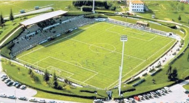 Lo stadio del calcio di Fontanafredda
