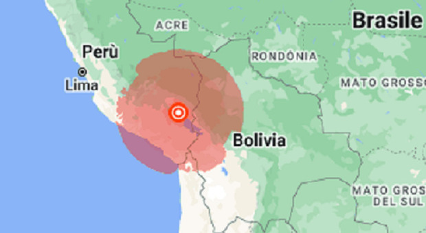 Terremoto, scossa fortissima nel sud del Perù: magnitudo 7.2, la gente scappa in strada