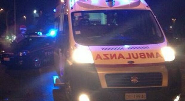 Paura nel quartiere San Lazzaro: donna investita mentre attraversa la strada Paura nel quartiere San Lazzaro: donna investita mentre attraversa la strada
