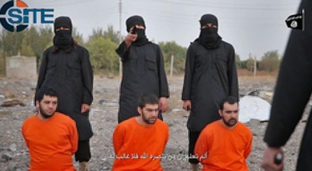 «Isis, piratati 54mila account Twitter e violati cellulari di Cia e Fbi»