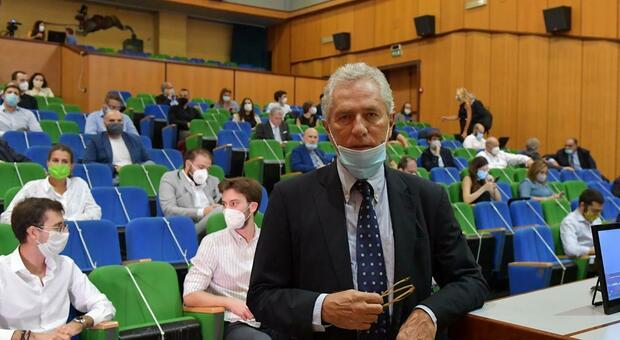 Francesco Rutelli indica agli studenti della sua Scuola Civica per amministratori le parole chiave del futuro: «Semplificazione, digitalizzazione, green»
