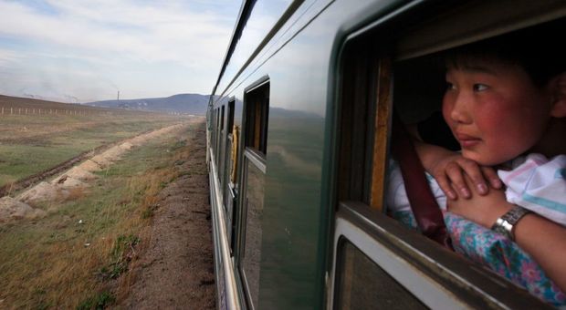 Peste "nera" in Mongolia, due contagi e scatta la quarantena: «Hanno mangiato carne di marmotta» Peste "nera" in Mongolia, due contagi e scatta la quarantena: «Hanno mangiato carne di marmotta»