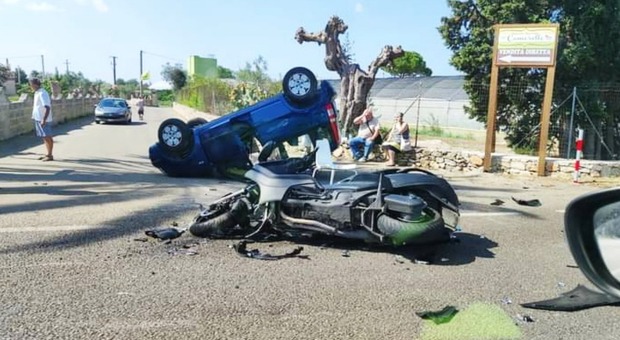 Incidente tra auto e scooter sulla Alezio-Parabita: un ferito grave