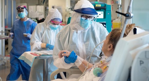 In Germania nuovo focolaio di coronavirus: 44 contagiati in un condominio di Berlino, ci sono anche bambini In Germania nuovo focolaio di coronavirus: 44 contagiati in un condominio di Berlino, ci sono anche bambini