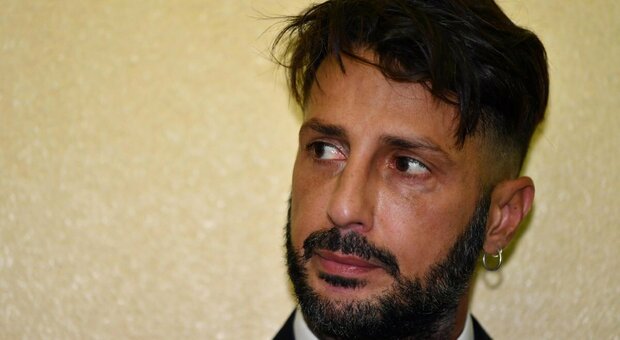 Corona, Fabrizio Corona, giudici annullano periodo di affidamento: dovrà scontare altri nove mesi in carcere
