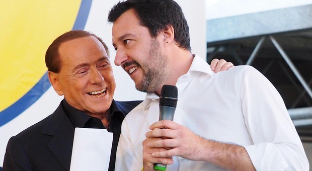 Salvini-Berlusconi, il grande gelo: «Non lo capisco più, ormai parla come Renzi» Salvini-Berlusconi, il grande gelo: «Non lo capisco più, ormai parla come Renzi»