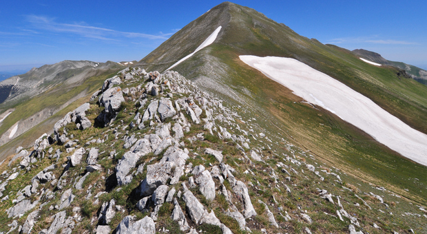 Terremoti, scoperto nesso fra scosse e anidride carbonica nelle falde dell'Appennino. «Studieremo se preannuncia il sisma» Terremoti, scoperto nesso fra scosse e anidride carbonica nelle falde dell'Appennino. «Studieremo se preannuncia il sisma»