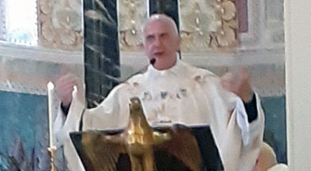 Ascoli, pedopornografia e cocaina, indagato il vice parroco: il vescovo lo caccia