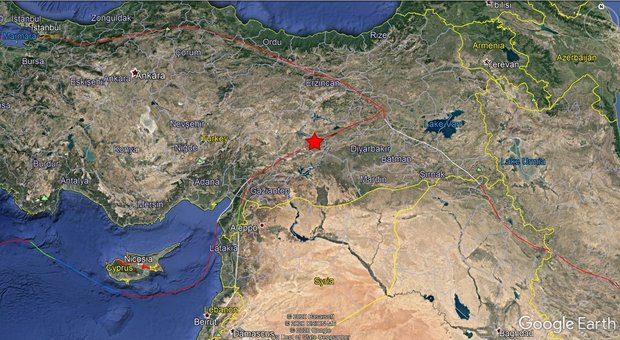 Terremoto, forte scossa in Turchia: torna la paura dopo il sisma di gennaio