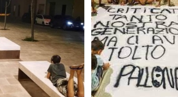 Lecce, "vietato giocare a pallone in piazza". Scoppia la protesta dei bambini: passano la serata con lo smartphone