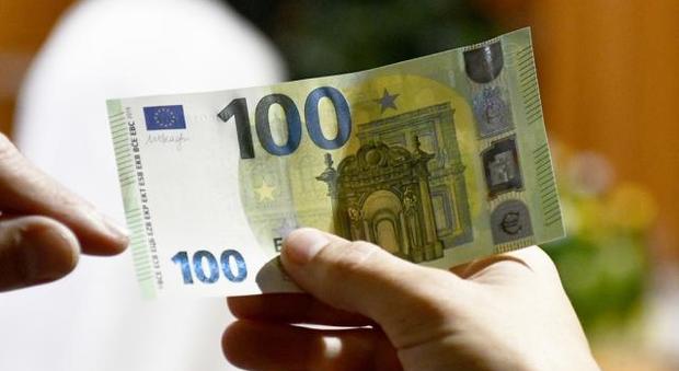 Bonus da 100 euro in busta paga per i dipendenti: tutto quello che c'è da sapere