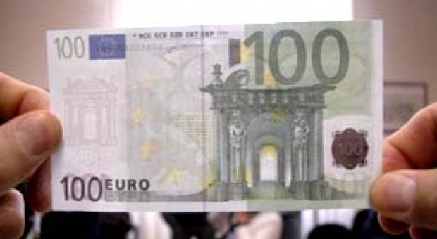 Colli del Tronto, shopping con le banconote false da 100 euro: due arrestati. Ne hanno spacciate alemno cinque