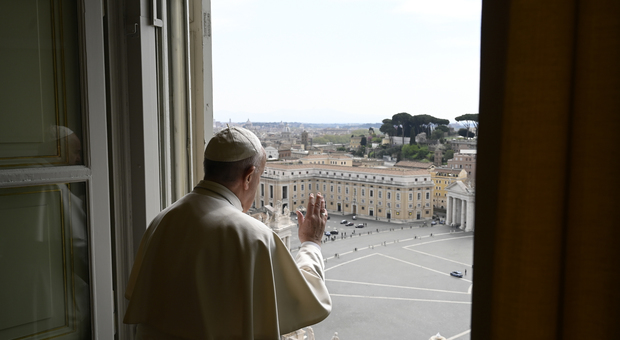 Papa Francesco allarmato per il lockdown pastorale: «La Chiesa in streaming porta alla gnosi»