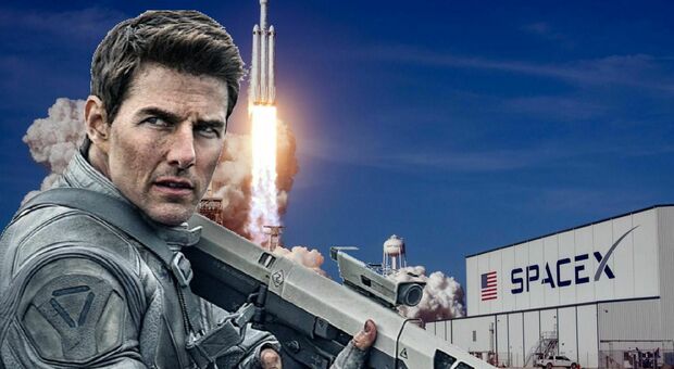 Tom Cruise con un razzo di SpaceX