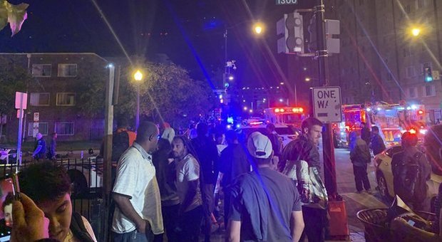 Washington, sparatoria in strada a 3 km dalla Casa Bianca: un morto e cinque feriti Washington, sparatoria in strada a 3 km dalla Casa Bianca: un morto e cinque feriti