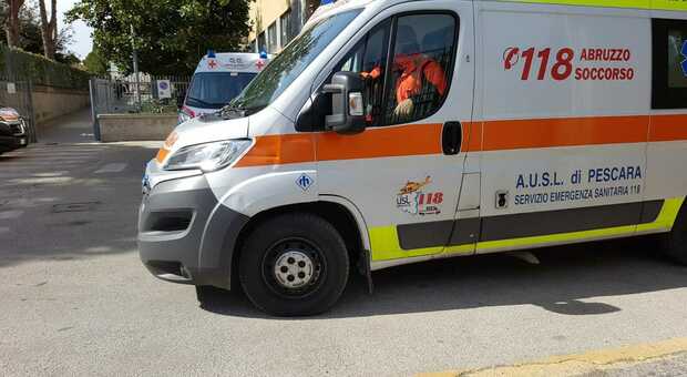 Professore va a correre ma ha un malore e si accascia a terra: morto davanti agli occhi della la moglie Professore va a correre ma ha un malore e si accascia a terra: morto davanti agli occhi della la moglie