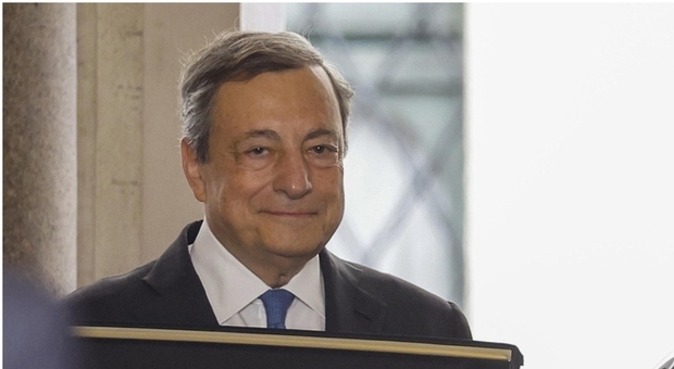 Dl Aiuti, interventi su bollette, stipendi e Iva per 14,3 miliardi. Draghi: «Autunno difficile»