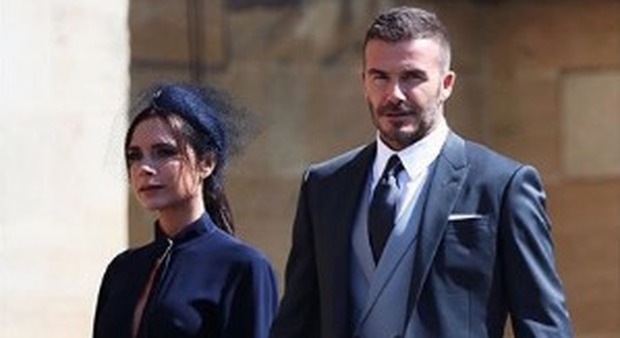 Royal wedding, i Beckham donano in beneficenza gli abiti indossati al matrimonio