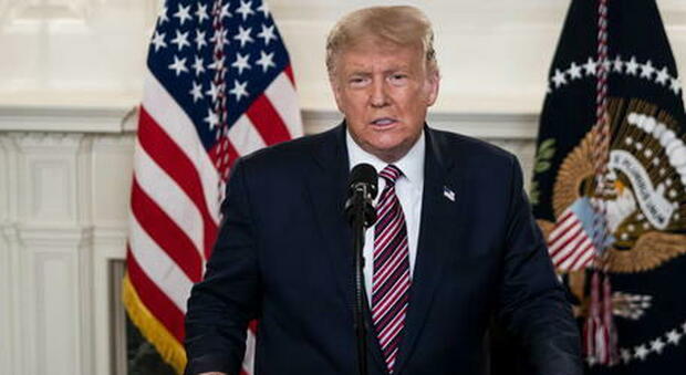 Vaccino Covid, Trump: «Pronte prime dosi in 3-4 settimane» Vaccino Covid, Trump: «Pronte prime dosi in 3-4 settimane»