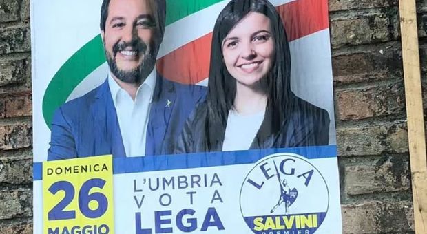 «L'Umbria vota Lega». Gaffe del Carroccio, manifesti esposti a Urbino nelle Marche «L'Umbria vota Lega». Gaffe del Carroccio, manifesti esposti a Urbino nelle Marche