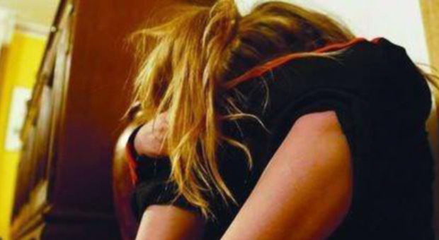Una vittima di violenza sessuale Una vittima di violenza sessuale