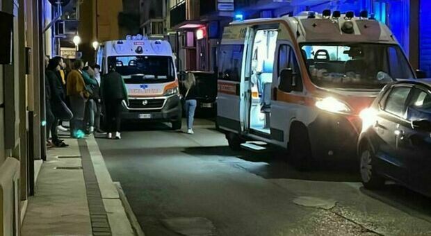 Ragazza di 26 anni si sente male e muore in discoteca a Latina, indagano i carabinieri