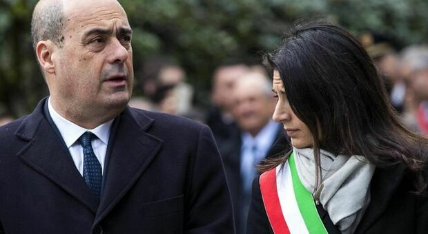 Roma e la finta guerra alla Raggi: accordo Pd-M5S per il Campidoglio Roma e la finta guerra alla Raggi: accordo Pd-M5S per il Campidoglio