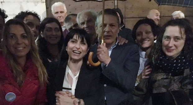 Stefania Proietti festeggia Stefania Proietti festeggia