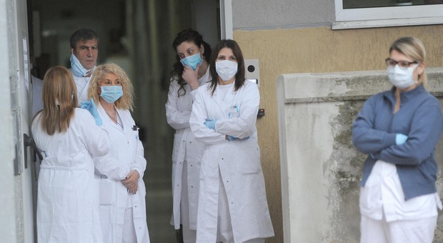 Covid a Roma, rischio seconda ondata: via alle assunzioni di medici e infermieri Covid a Roma, rischio seconda ondata: via alle assunzioni di medici e infermieri