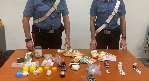 Velletri, arrestato per spaccio un 39enne: aveva oltre 400 grammi di cocaina e 50mila euro con sé