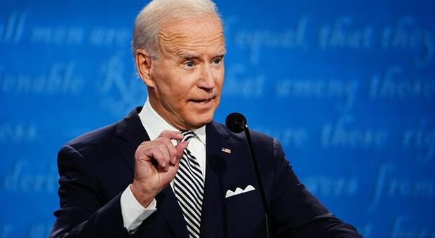 Usa, il Collegio elettorale certifica la vittoria di Joe Biden Usa, il Collegio elettorale certifica la vittoria di Joe Biden