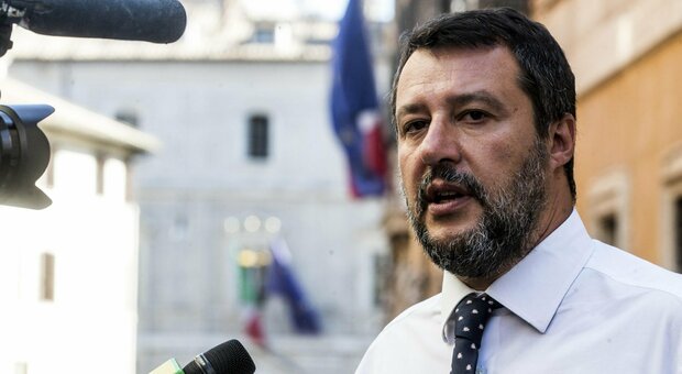 Salvini, il suo nome spunta in una chat dell'inchiesta San Matteo-Diasorin