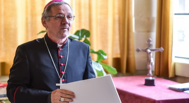 Il vescovo di Padova Claudio Cipolla Il vescovo di Padova Claudio Cipolla