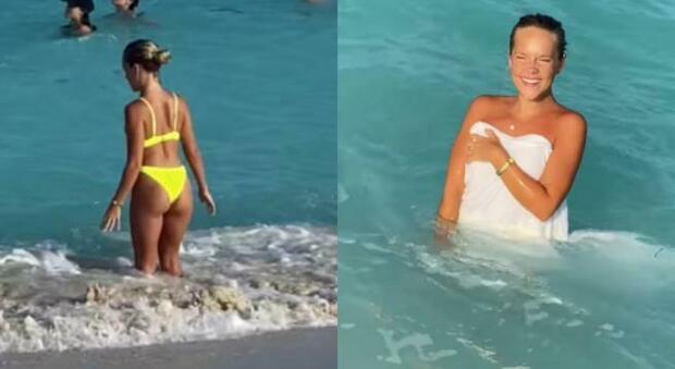 La ragazza fa il bagno al mare ma il bikini scompare: tutta colpa del suo fidanzato...