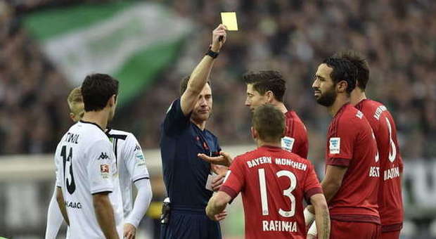 Sorpresa in Bundesliga, il Bayern crolla e prende tre gol a Mönchengladbach Sorpresa in Bundesliga, il Bayern crolla e prende tre gol a Mönchengladbach