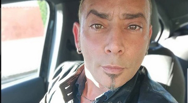 Pietro Taricone, Salvo Veneziano infuriato per il ricordo al Gf Vip: «Ecco cosa hanno fatto» (Instagram) Pietro Taricone, Salvo Veneziano infuriato per il ricordo al Gf Vip: «Ecco cosa hanno fatto» (Instagram)
