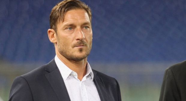 Francesco Totti non cambia idea «In questa Roma farei ancora la differenza» Francesco Totti non cambia idea «In questa Roma farei ancora la differenza»