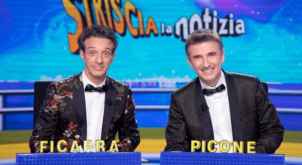 Ficarra e Piccone a sorpresa annunciano l'addio a Striscia la Notizia: «Dopo 15 anni non è facile»