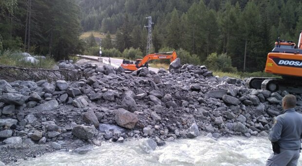 Maltempo al Nord, in Val Ferret frana danneggia acquedotto e lascia Courmayeur senz'acqua
