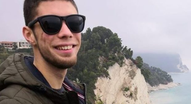 Va in vacanza ad Ibiza con un amico: Luca muore a 20 anni annegato in mare