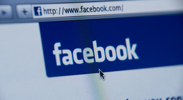 Facebook ammette: "Fake news messe in giro anche dai governi"