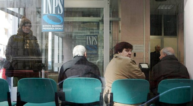 Pensioni, sopra 1.500 euro netti al mese scattano i tagli